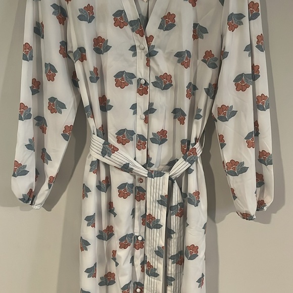 Pink Ripple Dress - Picture 2 of 6